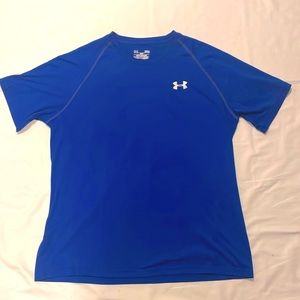 Under Armour Loose Fit HeatGear T-Shirt. Blue - Size Large